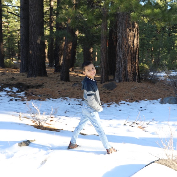 Meet your Posher, Breanna - Picture 10 of 10